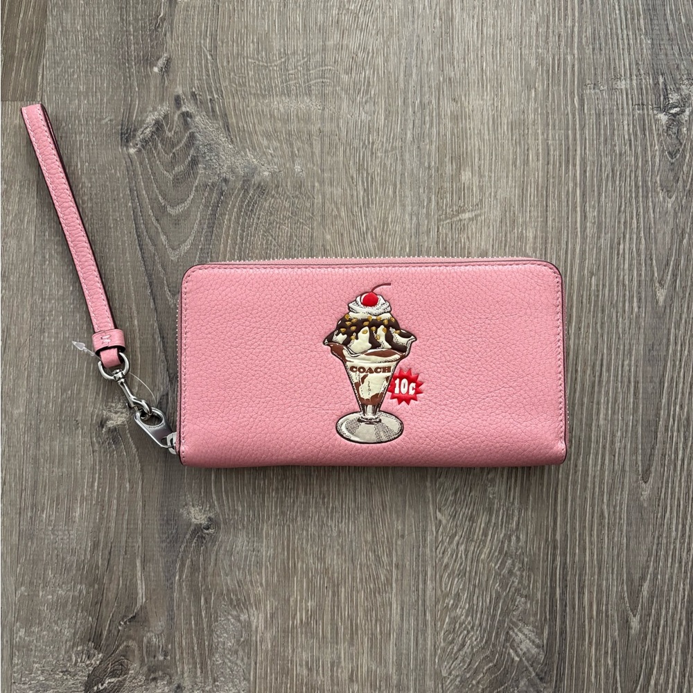 NWOT Coach Pink Long Zip Around Leather Wallet Ice Cream Sundae Print - Picture 3 of 10